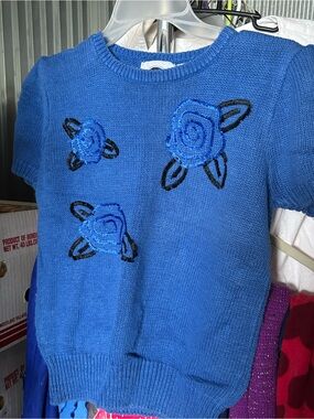 Women’s Vintage Blue and Black Short Sleeve Sweater. Never Worn